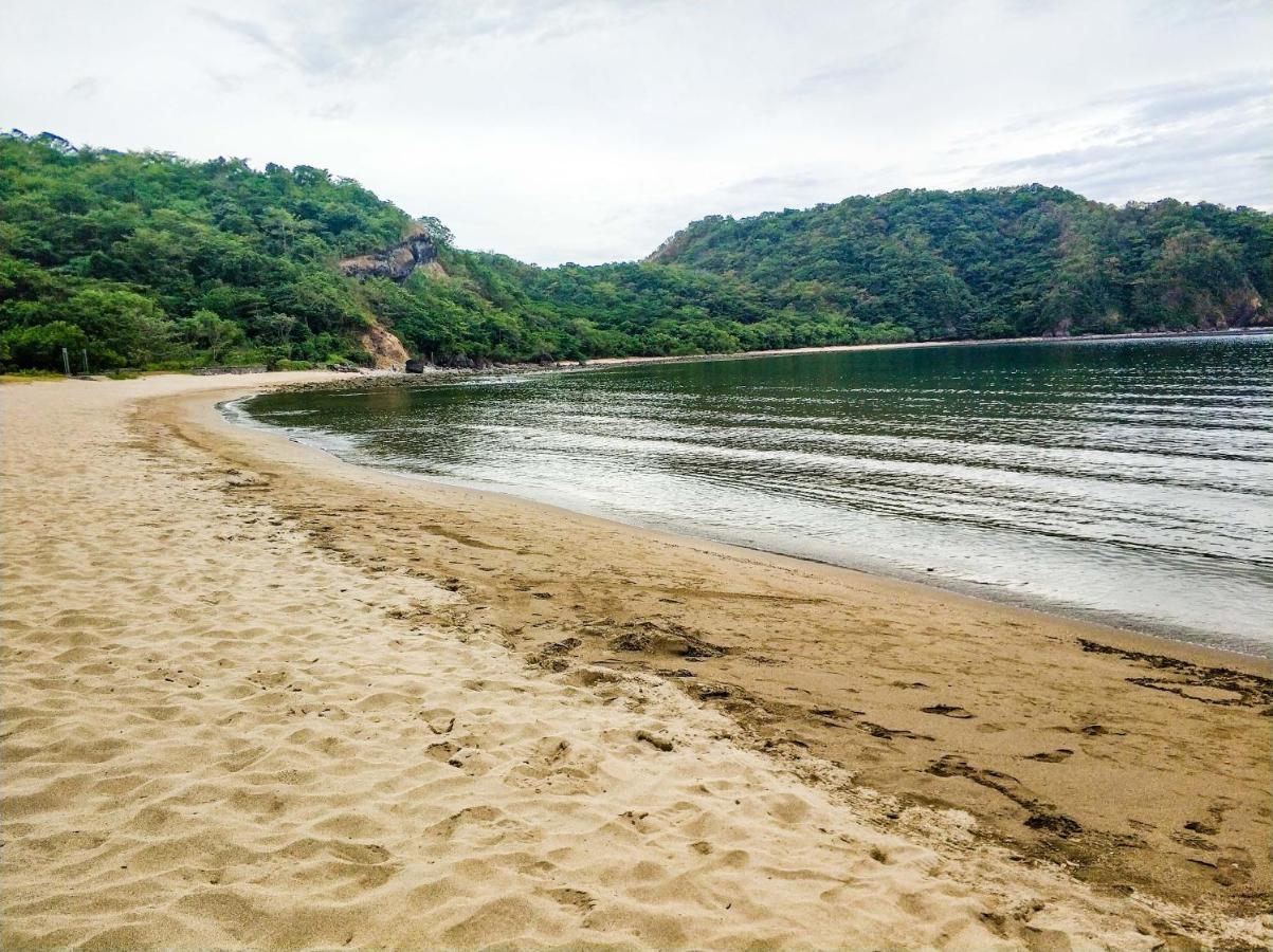 Beach Getaway At Pico De Loro Hamilo Coast Nasugbu Batangas Екстер'єр фото